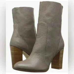 Chinese Laundry Womens Cool Kid grey leather bootie ankle boot inside zip sz 7.5